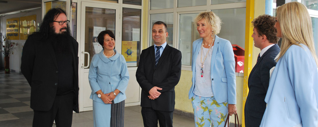 Delegacioni ndërkombëtar viziton Sh.f. “Bratstvo”
